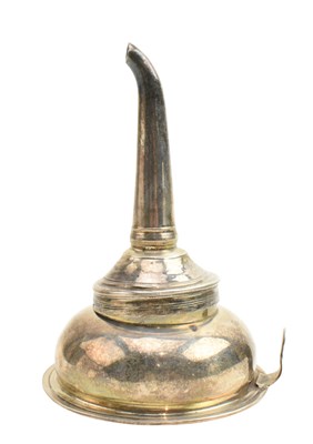 Lot 14 - GEORGE III HALLMARKED SILVER STRAINER WINE FUNNEL 1813, LONDON