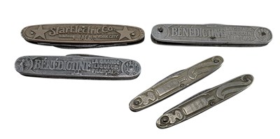 Lot 23 - BENEDICTINE & SIMILAR - FIVE VINTAGE 20TH CENTURY ADVERTISING PEN KNIVES