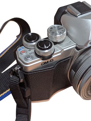 Lot 294 - OLYMPUS MODERN DIGITAL CAMERA MODEL OM-D