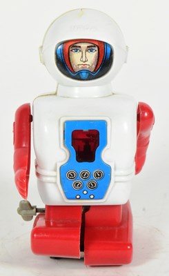 Lot 511 - TINPLATE TOYS - VINTAGE JAPANESE DAIYA ASTRO CAPTAIN ROBOT