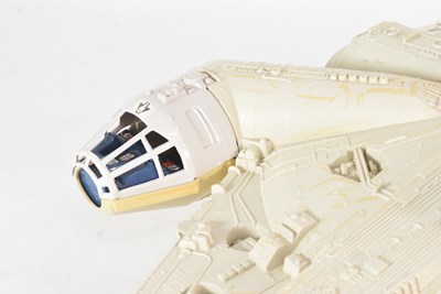 Lot 537 - STAR WARS - VINTAGE PALITOY MILLENNIUM FALCON