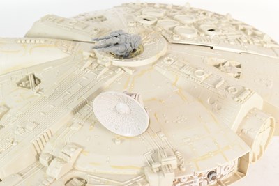 Lot 537 - STAR WARS - VINTAGE PALITOY MILLENNIUM FALCON
