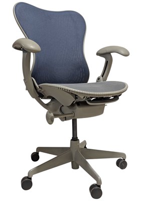 Lot 213 - HERMAN MILLER - MIRRA II- OFFICE DESK CHAIR BY STUDIO 7.5