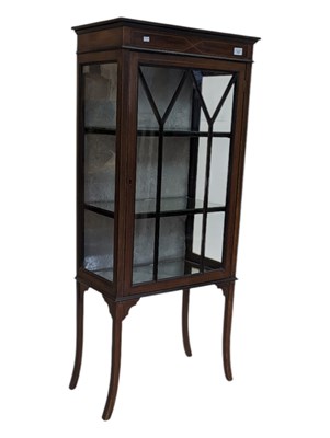 Lot 1027 - EDWARDIAN INLAID MAHOGANY DISPLAY CABINET