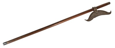 Lot 148 - 19TH CENTURY NORTH WEST INDIAN / NAGA PEOPLE AXE