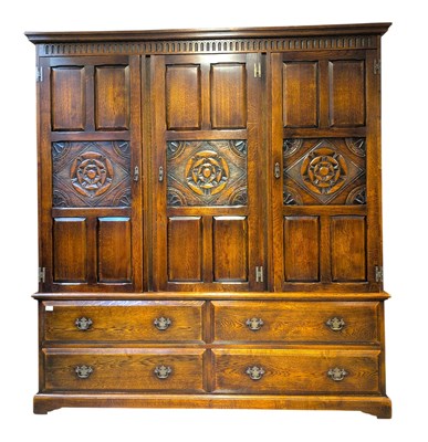 Lot 520 - HARRODS - ROYAL OAK RANGE - SOLID OAK TRIPLE SECTION WARDROBE