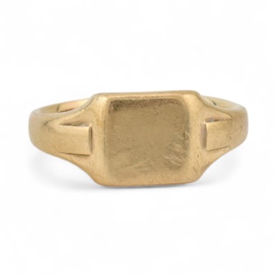 Lot 300 - HALLMARKED 9CT GOLD SIGNET RING