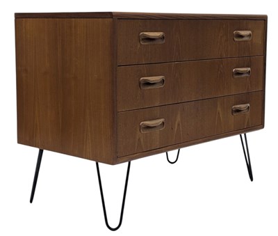 Lot 215 - G PLAN - FRESCO RANGE - MID CENTURY THREE DRAWER CHEST OF DRAWERS