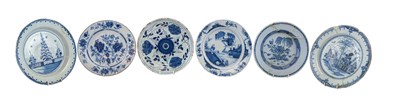 Lot 173 - COLLECTION OF SIX 18TH CENTURY DELFTWARE BLUE & WHITE CERAMIC EXPORT PLATES
