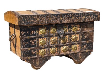 Lot 926 - VINTAGE 20TH CENTURY INDIAN CHEST ON CASTORS