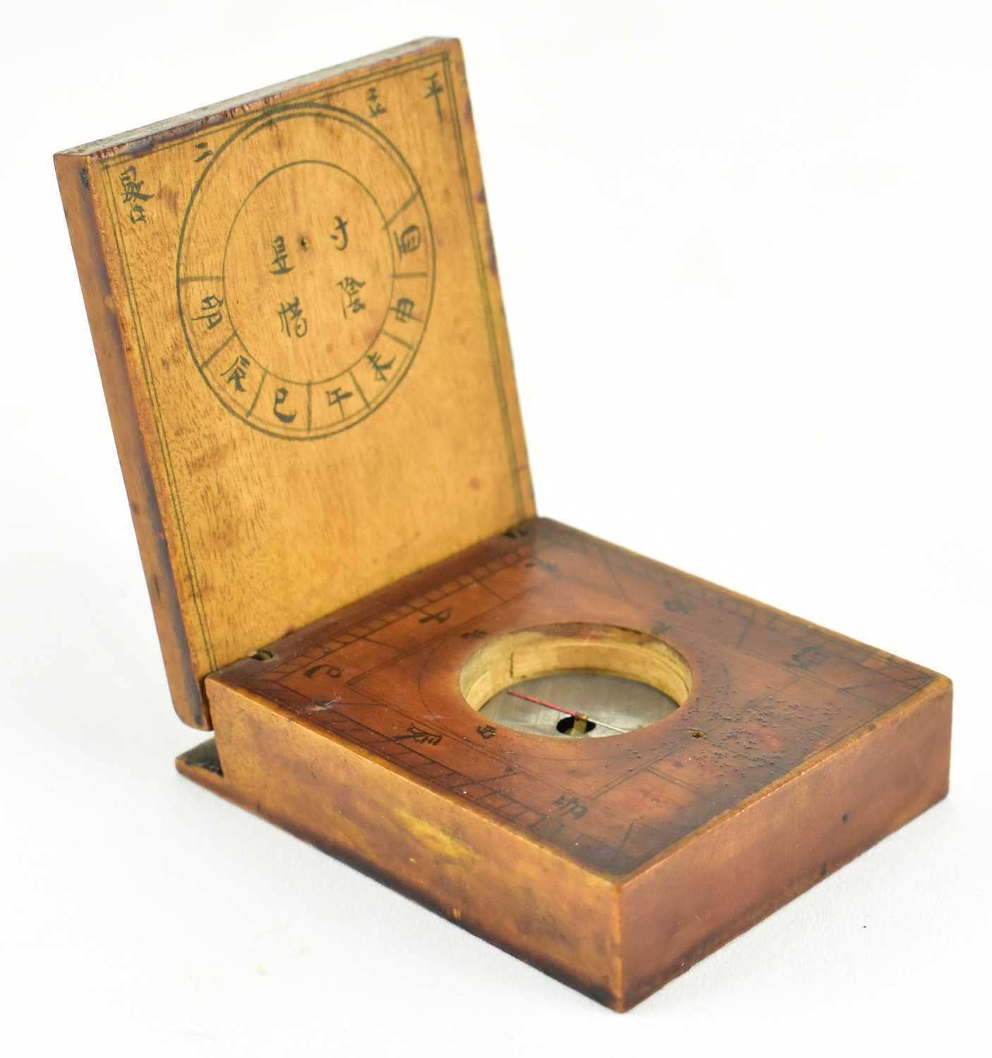 Lot 66 - QING DYNASTY GEOMANTIC COMPASS LUOPAN BY FANG XIUSHUI 清 方秀水 罗盘