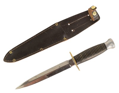 Lot 327 - VINTAGE SHEFFIELD MADE FIGHTING KNIFE
