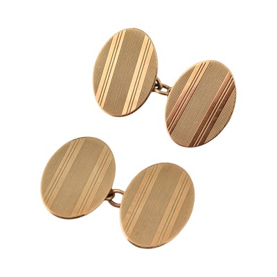 Lot 209 - PAIR OF HALLMARKED 9CT GOLD CUFFLINKS