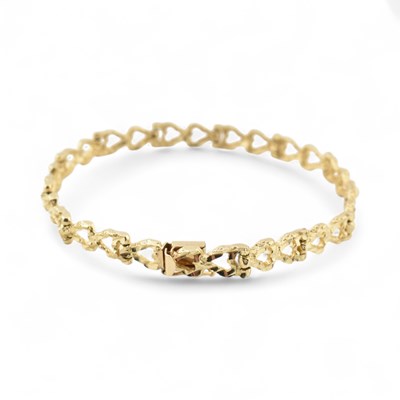 Lot 354 - 1970S TEXTURED GOLD LINK CHAIN BRACELET
