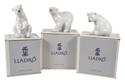 Lot 90 - LLADRO - SET OF THREE VINTAGE 20TH CENTURY BOXED POLAR BEAR FIGURES