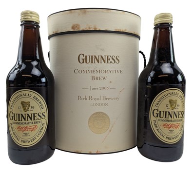 Lot 254 - GUINNESS - JUNE 2005 COMMEMORATIVE BREW IN CASE TOGETHER WITH HARP PRESENTATION SET