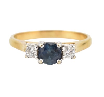 Lot 132 - GOLD SAPPHIRE & DIAMOND THREE STONE RING