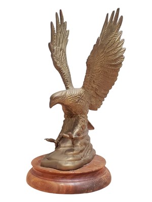 Lot 341 - VINTAGE 20TH CENTURY BRASS CAST EAGLE FIGURINE