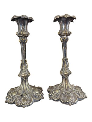 Lot 352 - 20TH CENTURY ART NOUVEAU BRASS EFFECT SPELTER CANDLESTICK HOLDERS