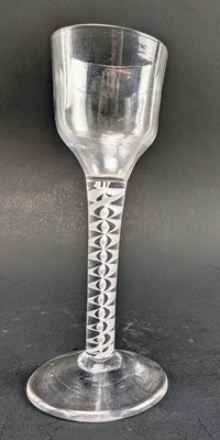 Lot 66 - GEORGE III 18TH CENTURY HAND BLOWN AIR TWIST CORDIAL GLASS