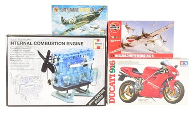 Lot 156 - MODEL KITS - COLLECTION OF ASSORTED PLASTIC MODEL KITS