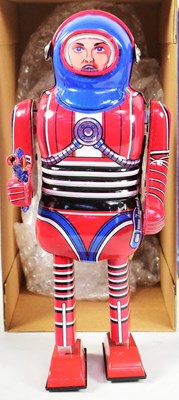 Lot 676 - TINPLATE TOYS - X4 WIND-UP ROBOTS