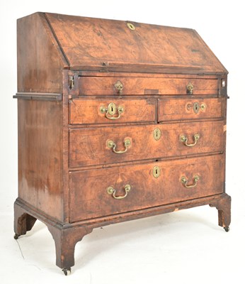 Lot 321 - QUEEN ANNE 18TH CENTURY BURR WALNUT WRITING BUREAU DESK