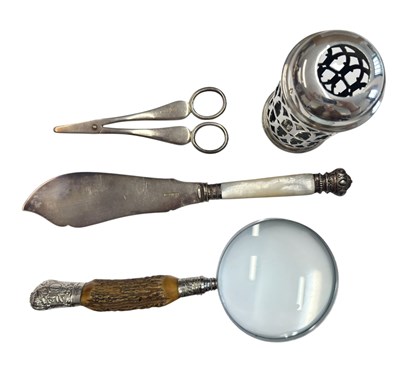 Lot 153 - VICTORIAN & LATER ITEMS HALLMARKED SILVER PRINCES PLATE & SILVER PLATE