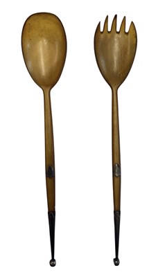 Lot 151 - PAIR OF CARVED HORN AND WHITE METAL SALAD SERVERS