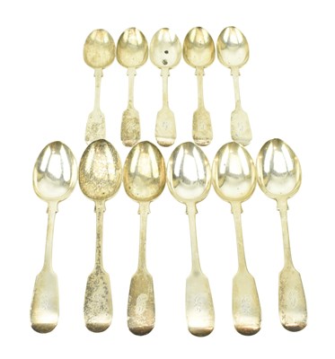 Lot 123 - ELEVEN PCS 19TH CENTURY VICTORIAN HALLMARKED SILVER TEASPOONS