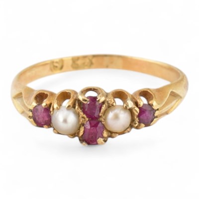 Lot 135 - VICTORIAN GOLD PEARL & RUBY RING