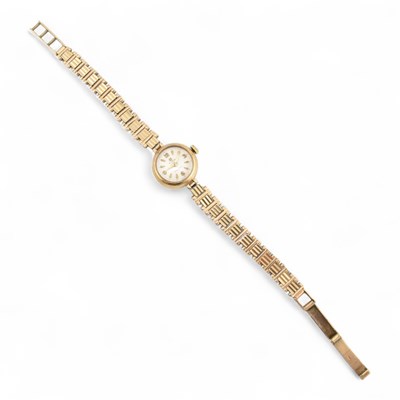 Lot 100 - HALLMARKED 9CT GOLD CYMA COCKTAIL WATCH