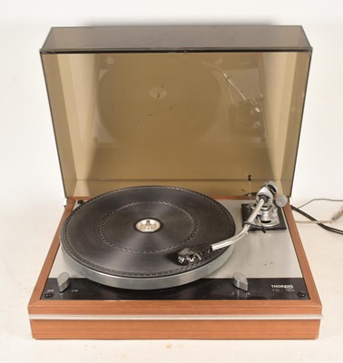 Lot 431 - THORENS - 1970S TD160 TURNTABLE & SME 3009 TONEARM