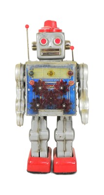 Lot 660 - TINPLATE TOYS - VINTAGE JAPANESE GEAR ROBOT