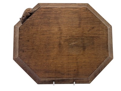 Lot 2 - ROBERT MOUSEMAN - 20TH CENTURY CARVED OAK CHOPPING BOARD