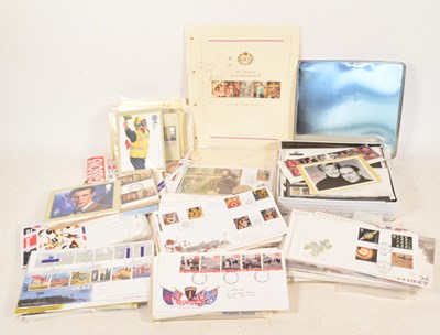 Lot 481 - LARGE COLLECTION OF BRITISH & FOREIGN POSTAGE STAMPS
