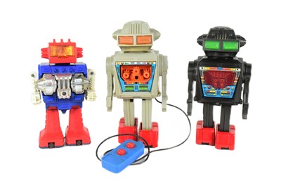 Lot 685 - RETRO TOYS - X3 VINTAGE JAPANESE ROBOTS