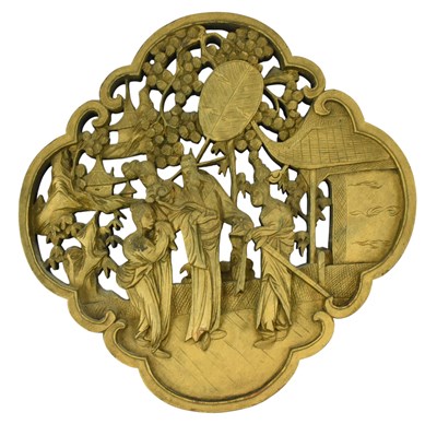 Lot 120 - 20TH CENTURY CHINESE WOODEN & GILT CARVING PLAQUE 20世纪木刻挂件