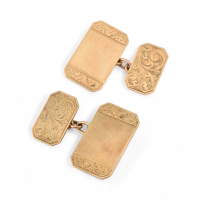 Lot 405 - PAIR OF HALLMARKED 9CT GOLD CUFFLINKS