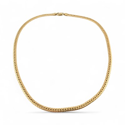 Lot 118 - 18CT GOLD FLAT LINKED NECKLACE CHAIN
