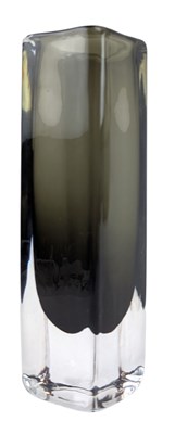 Lot 76 - NILS LANDBERG FOR ORREFORS SWEDEN - STUDIO ART GLASS VASE IN DUST COLOURWAY