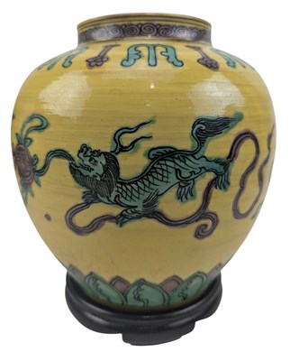 Lot 16 - CHINESE YELLOW GROUND SUSANCAI PORCELAIN GINGER JAR 素三彩狮子戏球罐