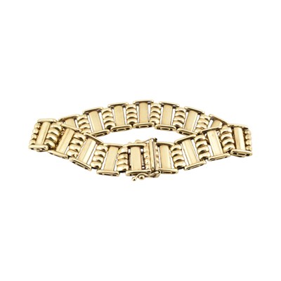 Lot 360 - HALLMARKED 9CT GOLD FANCY LINK BRACELET