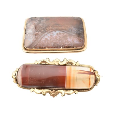 Lot 181 - TWO VICTORIAN AGATE SPECIMEN BROOCH PINS