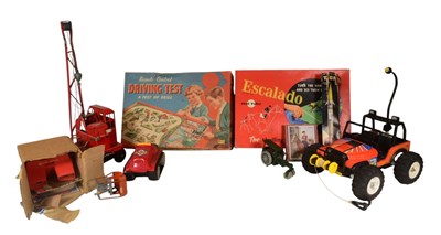 Lot 178 - COLLECTION OF VINTAGE TOYS & GAMES