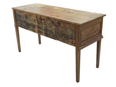 Lot 1046 - LARGE 18TH CENTURY GEORGE III PINE DRESSER BASE SIDEBOARD