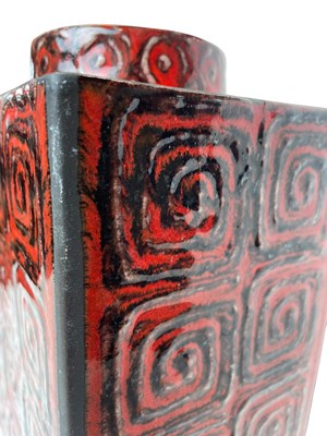 Lot 80 - BAY KERAMIK - MODEL 295/25 - 1960S WEST GERMAN POTTERY VASE