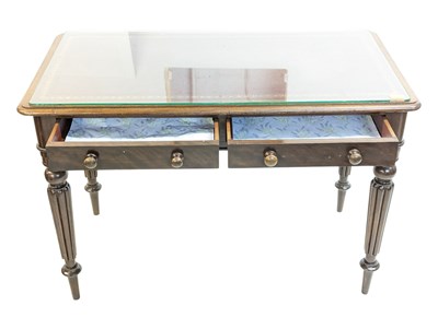 Lot 1026 - VICTORIAN 19TH CENTURY MAHOGANY & LEATHER WRITING TABLE DESK