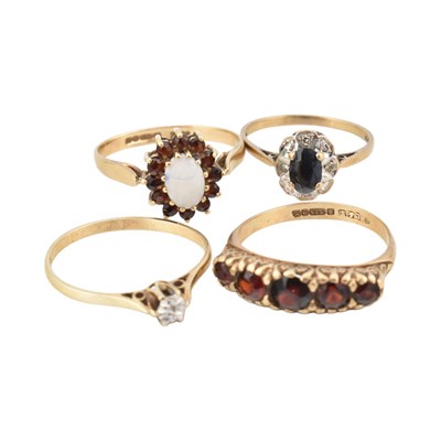 Lot 481 - FOUR HALLMARKED 9CT GOLD RING