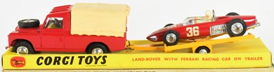 Lot 15 - DIECAST - VINTAGE CORGI GIFT SET - LANDROVER WITH FERRARI RACING CAR
